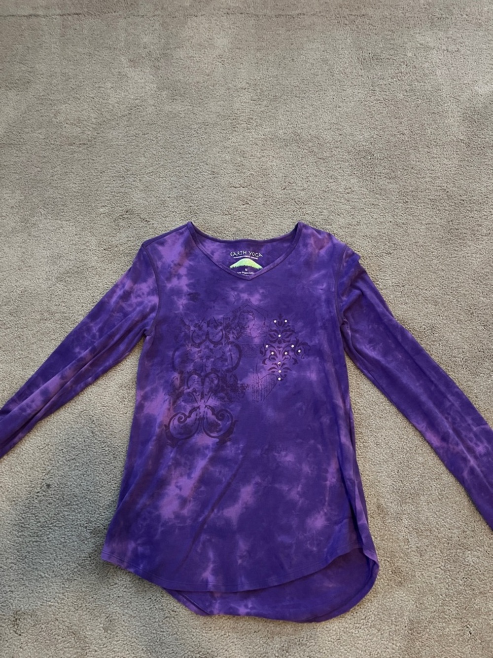 Earth Yoga Purple Tie-Dye V-Neck Long Sleeve Tunic with Rhinestone Motif- size M